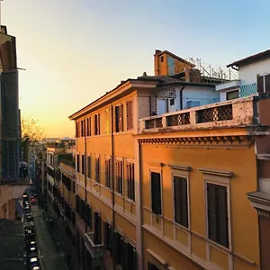 Apartment Attico Barberini, Rome